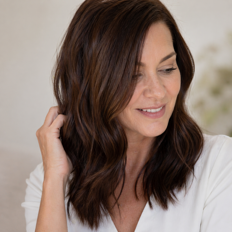 <p>Dry and style as usual. Enjoy refreshed, natural-looking color and softer, shinier hair.</p>